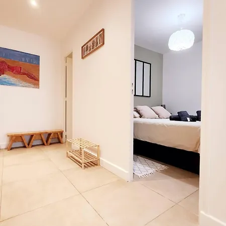 Appartamento Le Thuret Fleuri - T3 Avec Terrasse