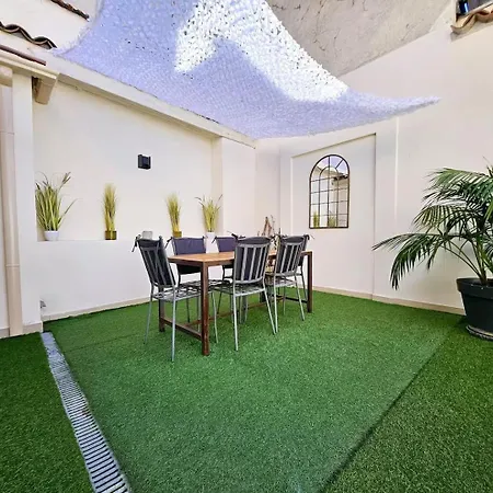 Le Thuret Fleuri - T3 Avec Terrasse *