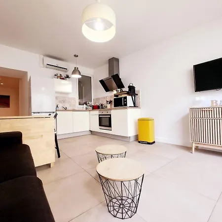 Appartamento Le Thuret Fleuri - T3 Avec Terrasse *