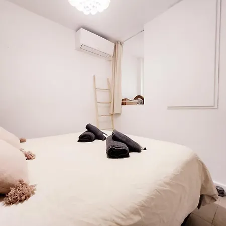 아파트 Le Thuret Fleuri - T3 Avec Terrasse 앙티브