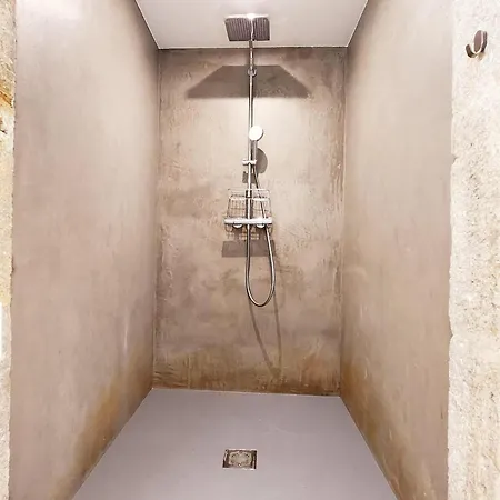 Le Thuret Fleuri - T3 Avec Terrasse 앙티브